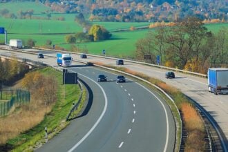 autópálya, forgalom, közlekedés, KRESZ