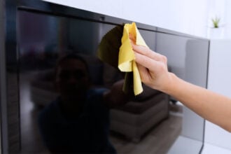 tv képernyő tisztítás