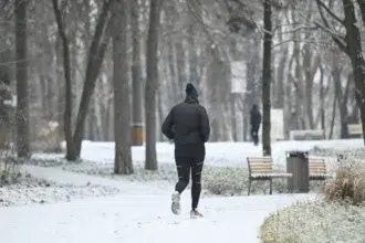 debrecen futó ember hó