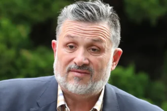 Galambos Lajos sorra válik meg az ingatlanjaitól.