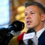 Magyar Péter a Parlamentben