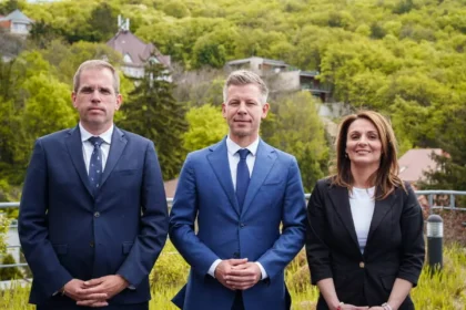 magyar péter ruff bálint lőrincz viktória